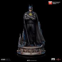 Iron Studios Batman Deluxe 1:10 Scale Statue