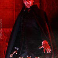 Infinite Statue Christopher Lee as Dracula Deluxe Sixth Scale Figure