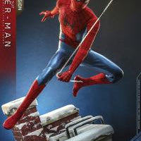 Hot Toys Spider-Man (New Red and Blue Suit) Deluxe Version Sixth Scale